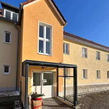Messeapartments - Komfortabel Uebernachten Und In 3 Fahr- Bzw 15 Gehminuten Zur Messe *