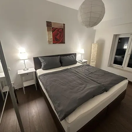 Messeapartments - Komfortabel Uebernachten Und In 3 Fahr- Bzw 15 Gehminuten Zur Messe *