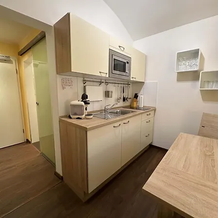 Messeapartments - Komfortabel Uebernachten Und In 3 Fahr- Bzw 15 Gehminuten Zur Messe דירה