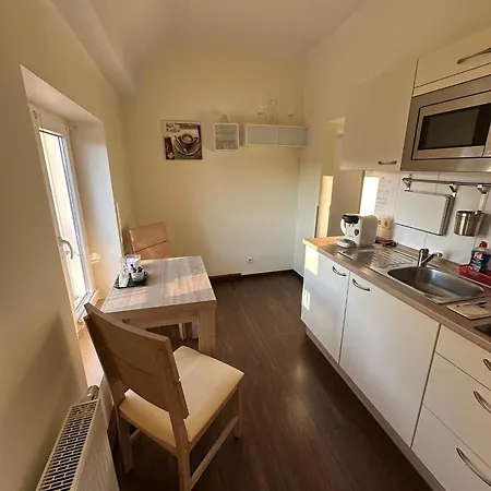 Messeapartments - Komfortabel Uebernachten Und In 3 Fahr- Bzw 15 Gehminuten Zur Messe *