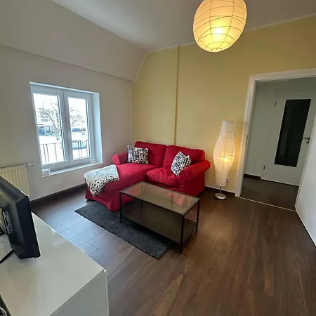 Messeapartments - Komfortabel Uebernachten Und In 3 Fahr- Bzw 15 Gehminuten Zur Messe