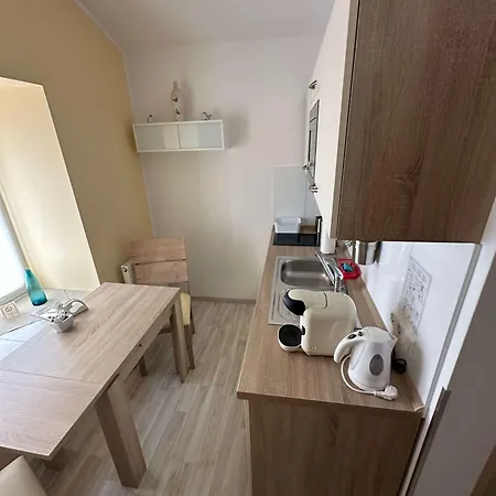 Messeapartments - Komfortabel Uebernachten Und In 3 Fahr- Bzw 15 Gehminuten Zur Messe *